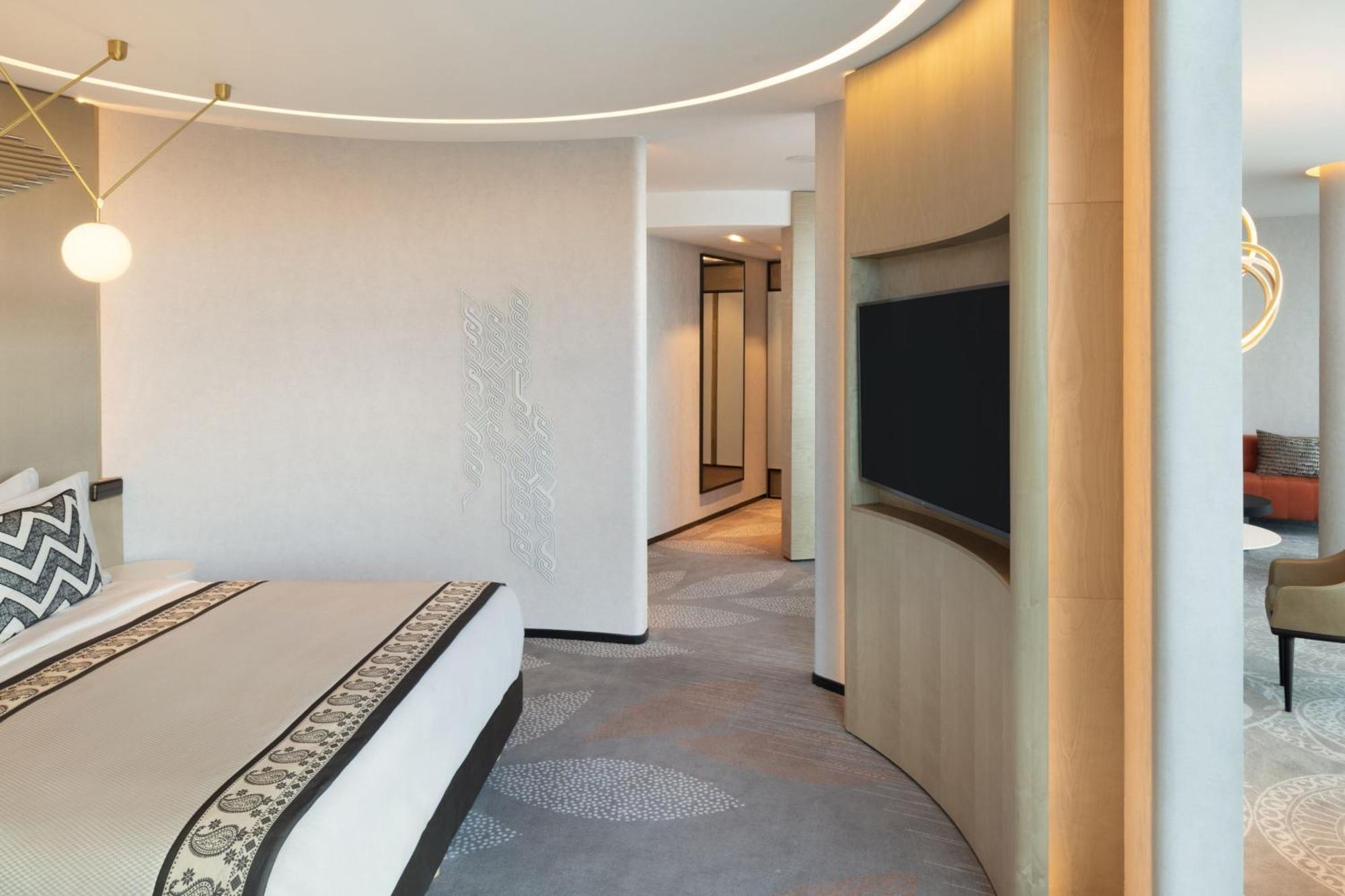 Paragraph Freedom Square, A Luxury Collection Hotel, Tiflis Dış mekan fotoğraf